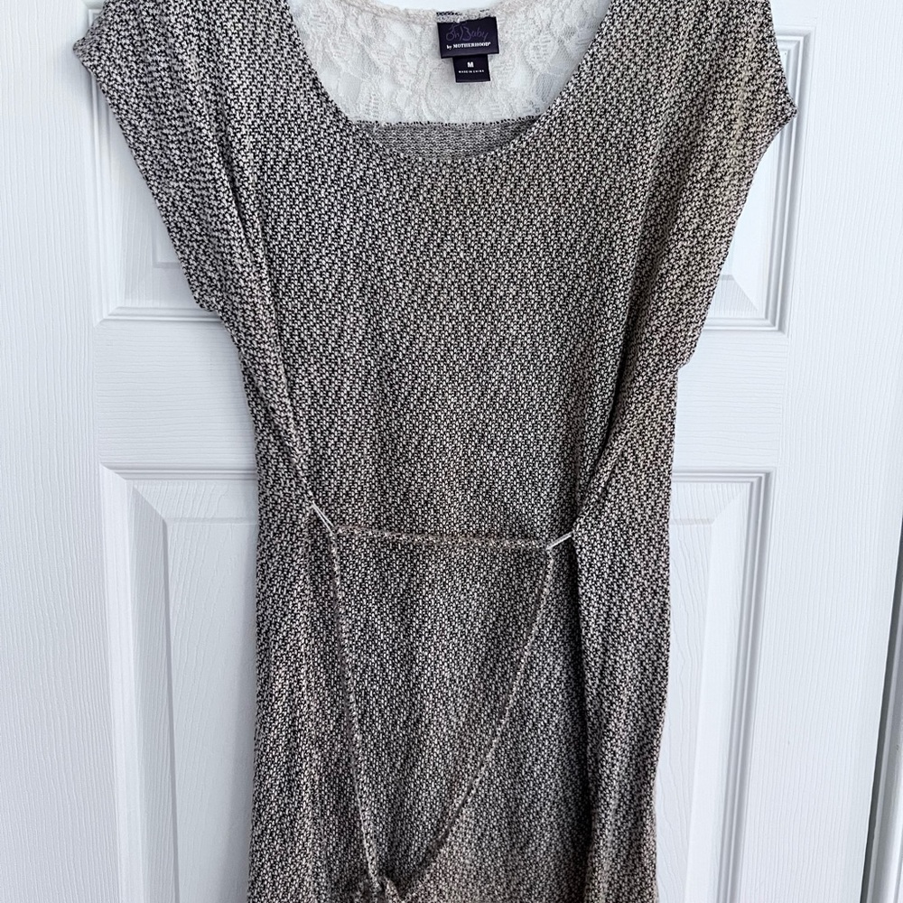 Women's Size Medium "Motherhood" Black and White Knit Dress GUC ❤️